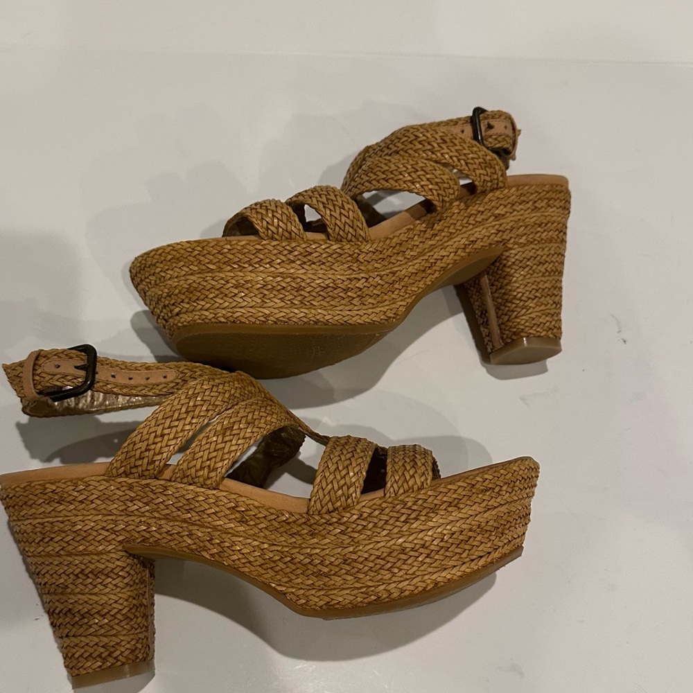Stuart Weitzman Waveit Woven Raffia Slingback Str… - image 3